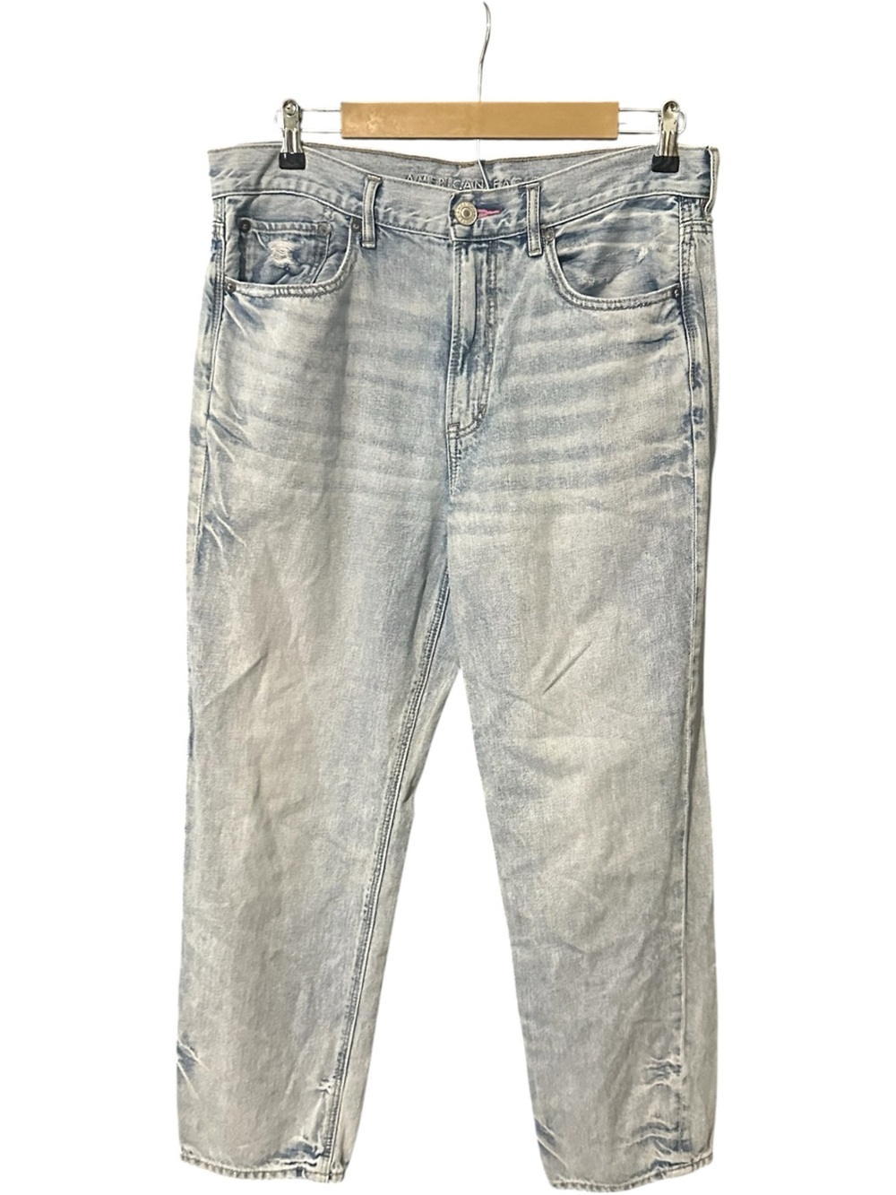 American Eagle 90s Boyfriend Jeans Light Wash Size 10
